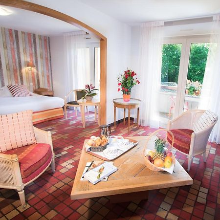 Les Trois Soleils Hotel แซงต์-เซเร ภายนอก รูปภาพ